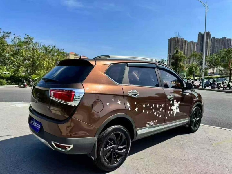 东莞17年宝骏5608