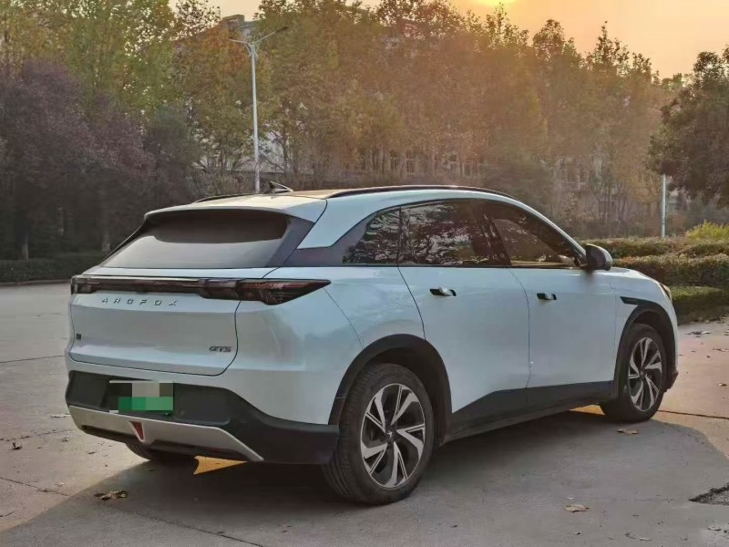 安阳24年极狐汽车阿尔法5