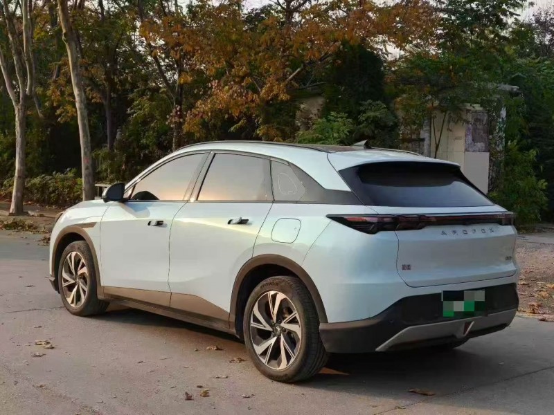 安阳24年极狐汽车阿尔法8