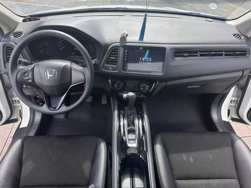 佛山21年本田缤智5