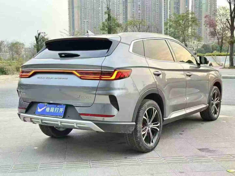 东莞21年比亚迪宋8