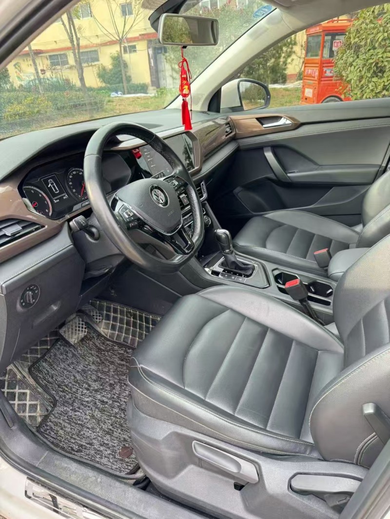 枣庄19年大众途岳4
