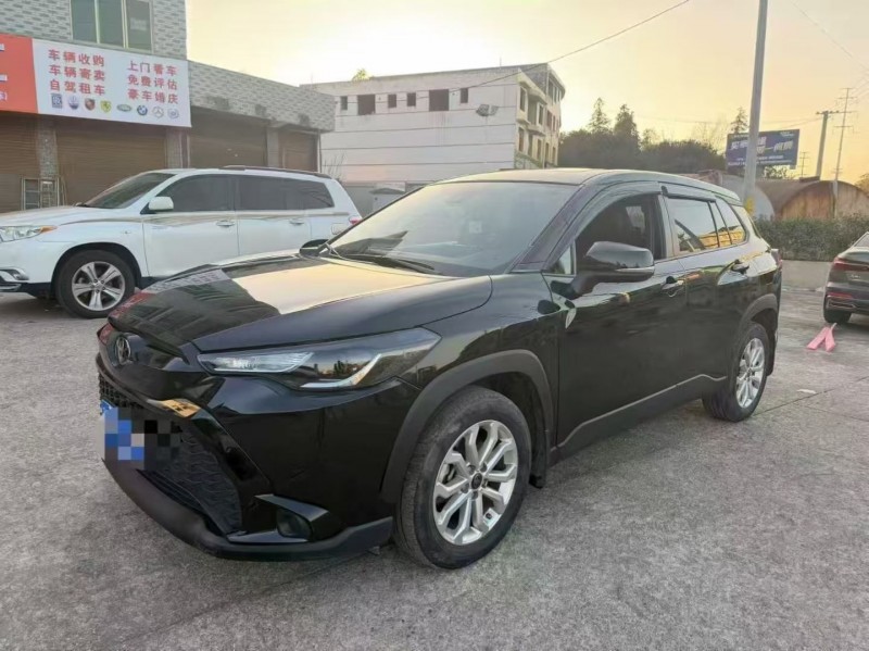 张家界22年丰田锋兰达2