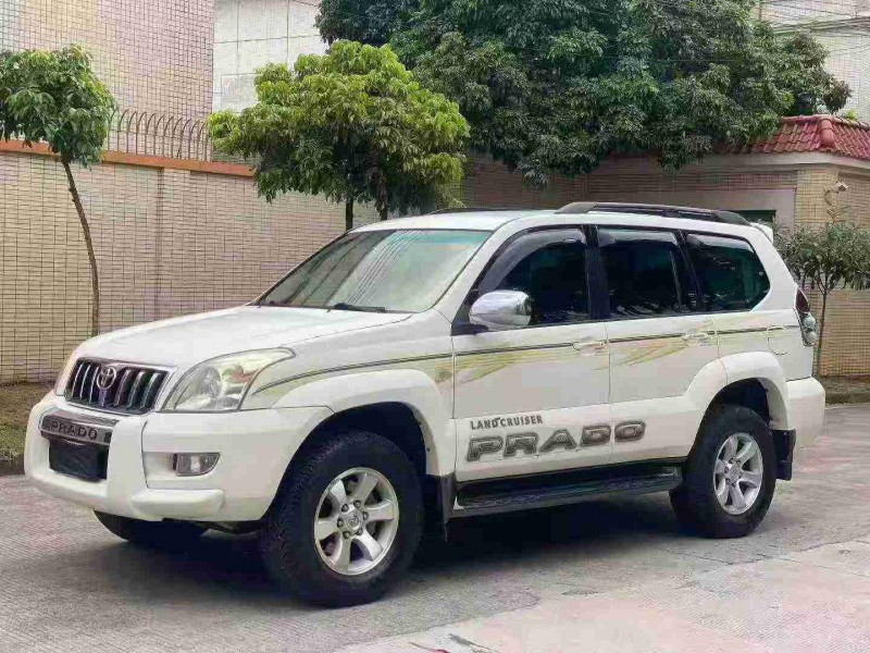中山09年丰田普拉多3