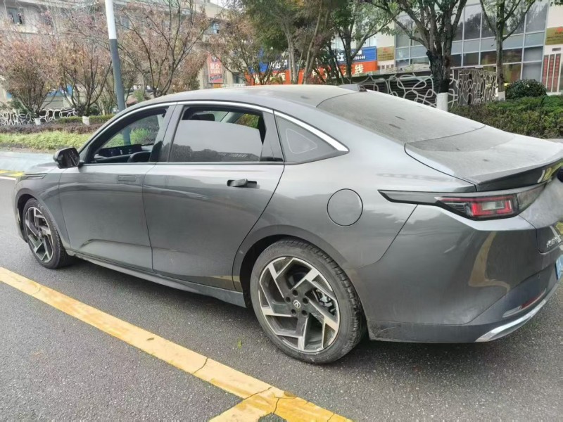 昆明23年长安汽车逸达3