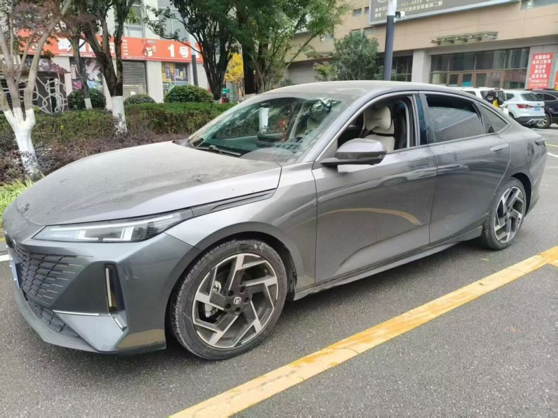 昆明23年长安汽车逸达5