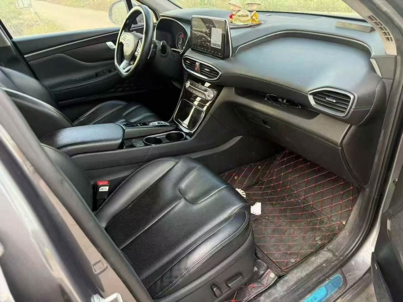 珠海20年现代新胜达4