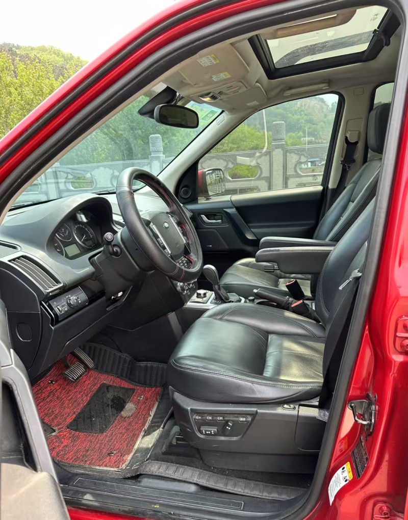 青岛12年路虎神行者4