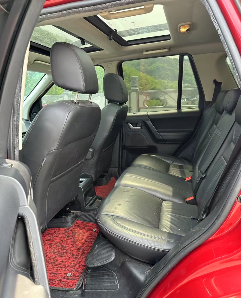 青岛12年路虎神行者5