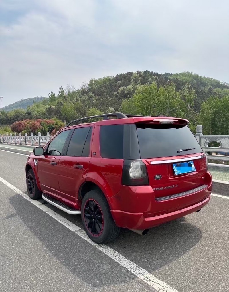 青岛12年路虎神行者8