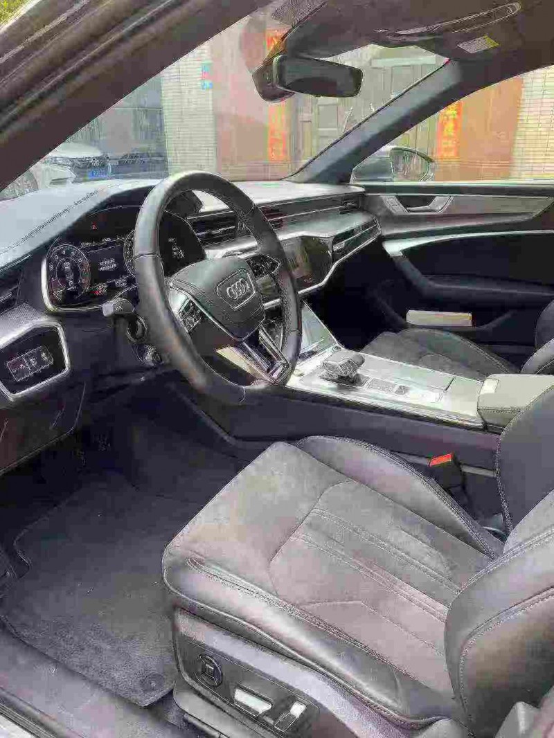 中山24年奥迪A6L4