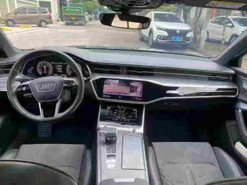 中山24年奥迪A6L5