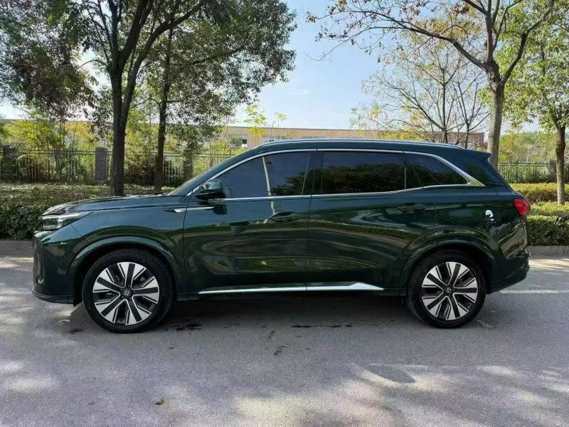 岳阳25年东风蓝电E57