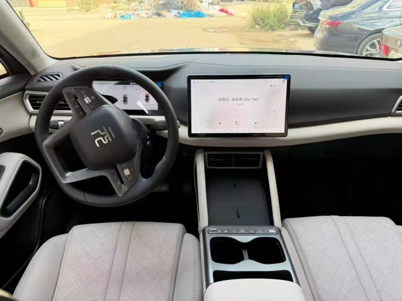 贵港25年比亚迪元6