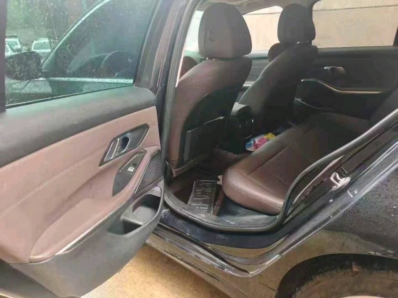 台州21年宝马3系4