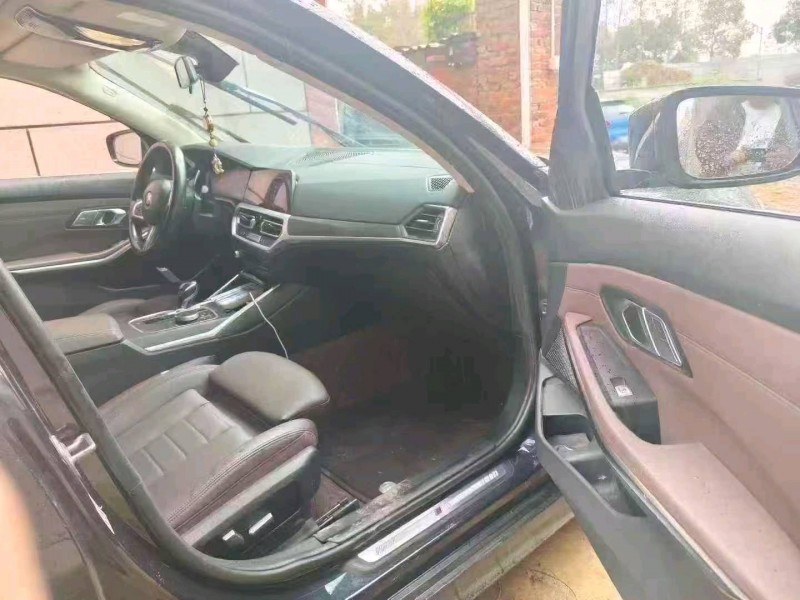 台州21年宝马3系7