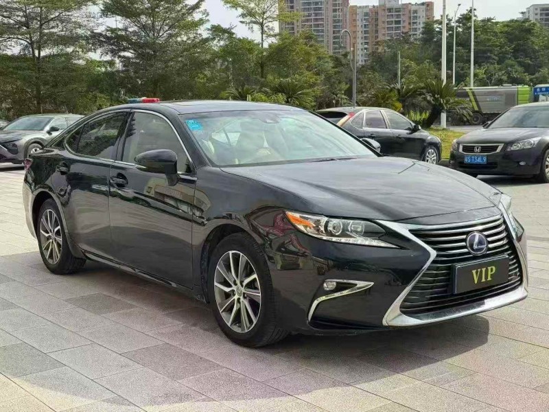 广州17年雷克萨斯ES3