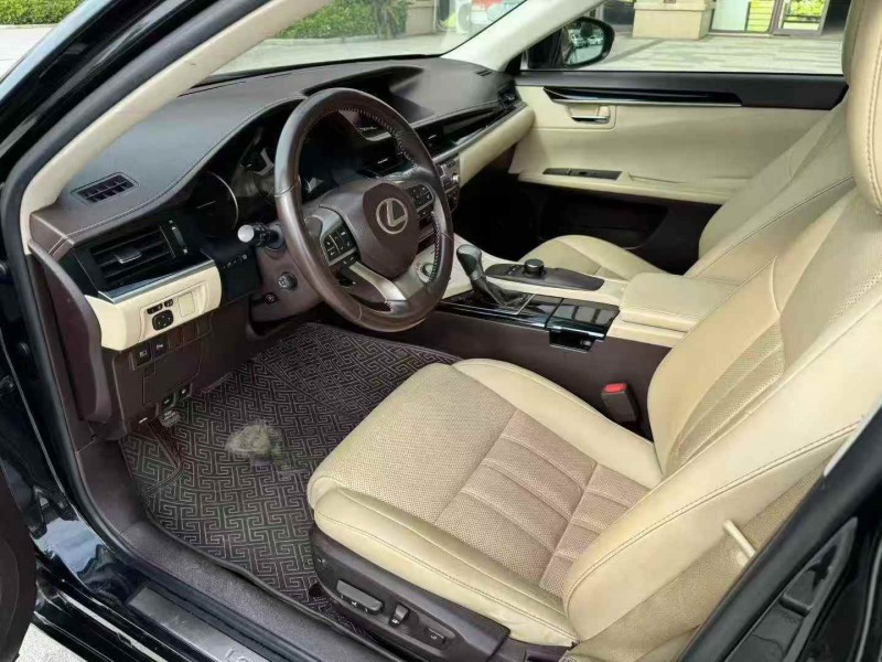 广州17年雷克萨斯ES4