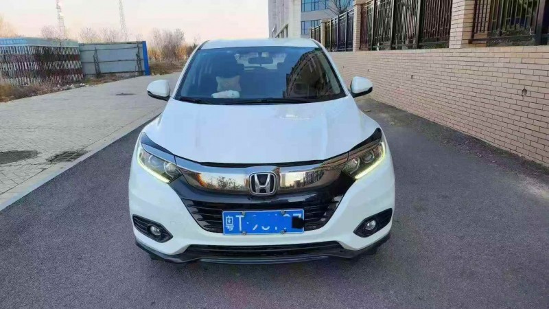 唐山19年本田缤智1