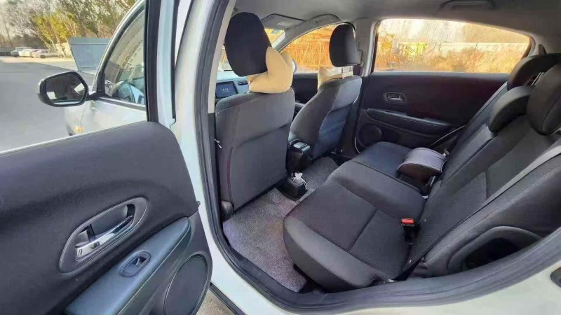 唐山19年本田缤智7