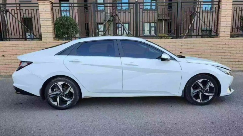 石家庄21年现代伊兰特7