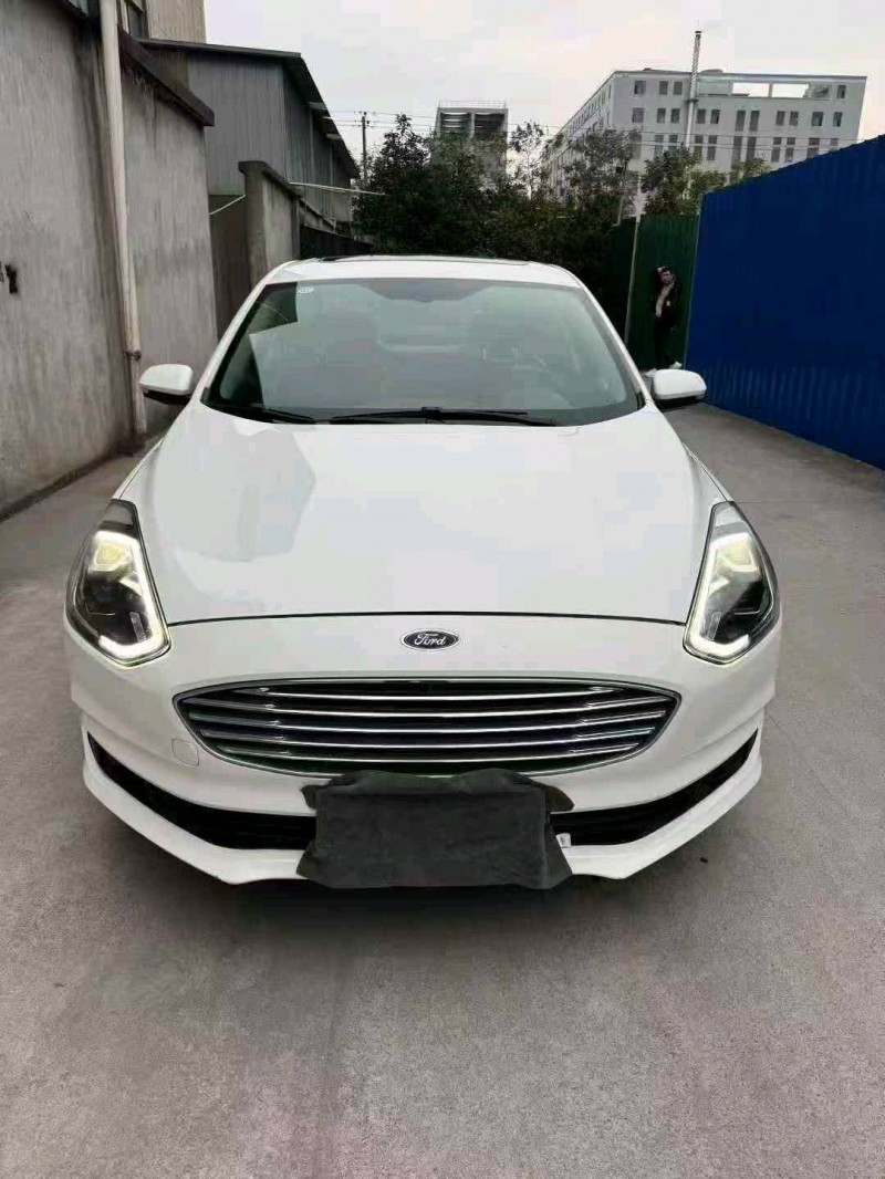 衢州20年福特福睿斯1