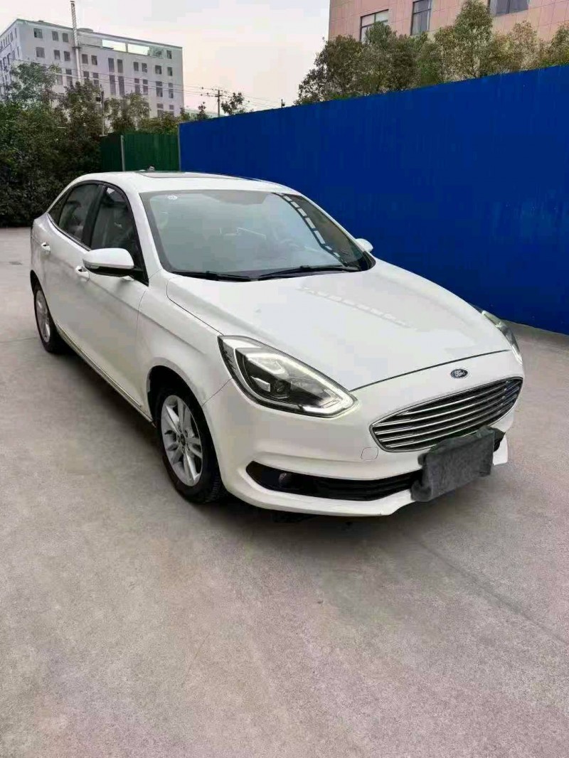 衢州20年福特福睿斯3