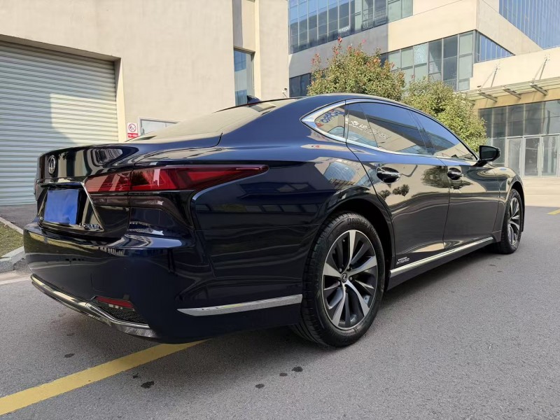 徐州21年雷克萨斯LS8