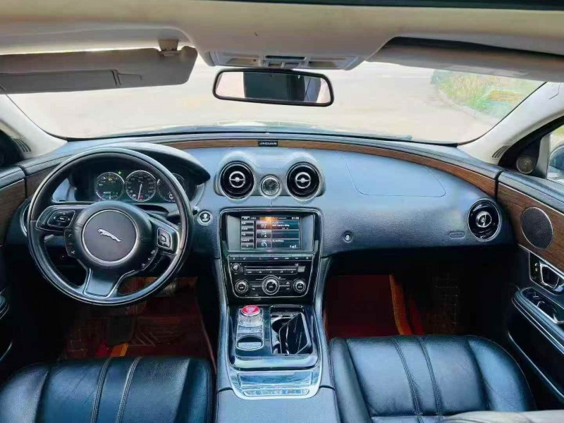 青岛15年捷豹XJL5