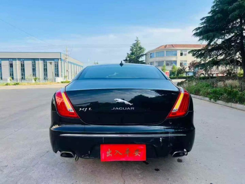 青岛15年捷豹XJL9