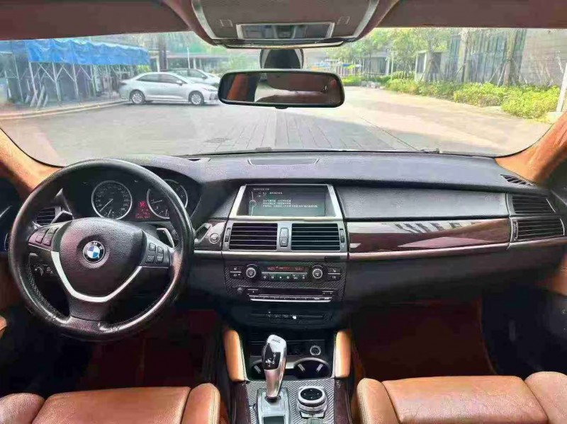 佛山17年宝马X67