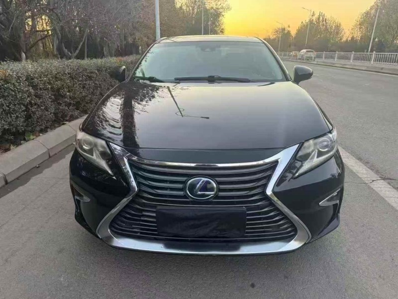 枣庄16年雷克萨斯ES1