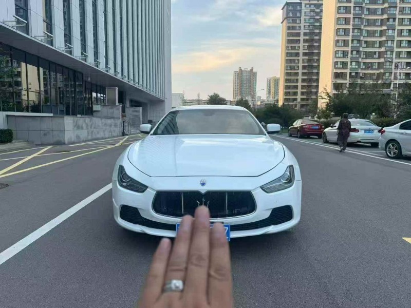 枣庄16年玛莎拉蒂Ghibli1