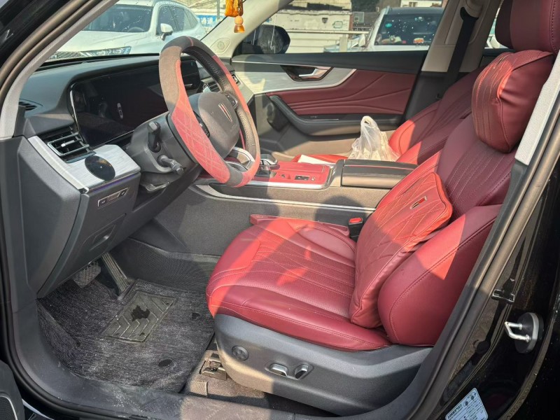 宁波25年红旗HS56