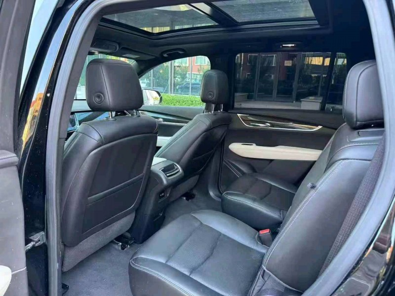 济宁21年凯迪拉克XT66