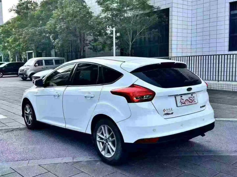 佛山16年福特福克斯4