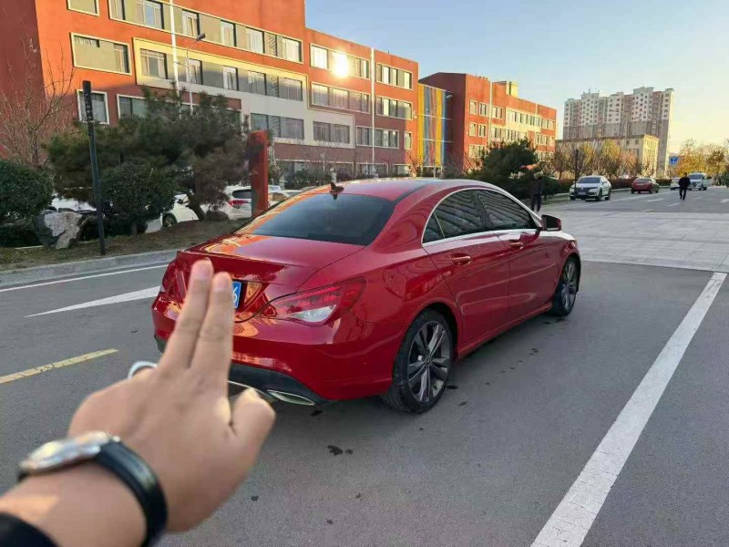 淄博18年奔驰CLA8