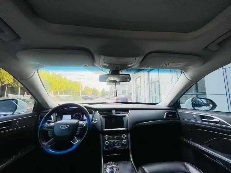 威海16年福特金牛座5