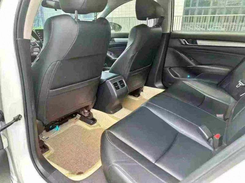 佛山20年本田雅阁8