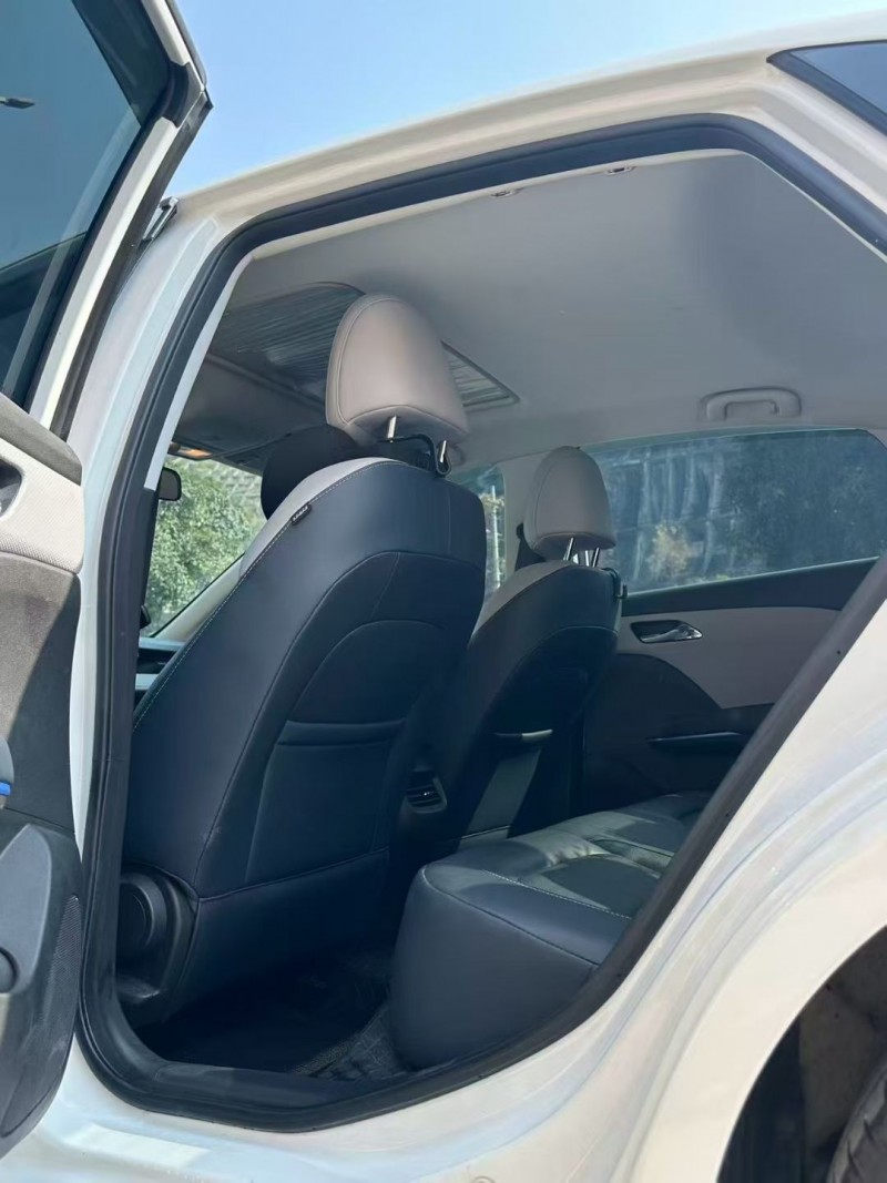 遵义23年雪佛兰科鲁泽4