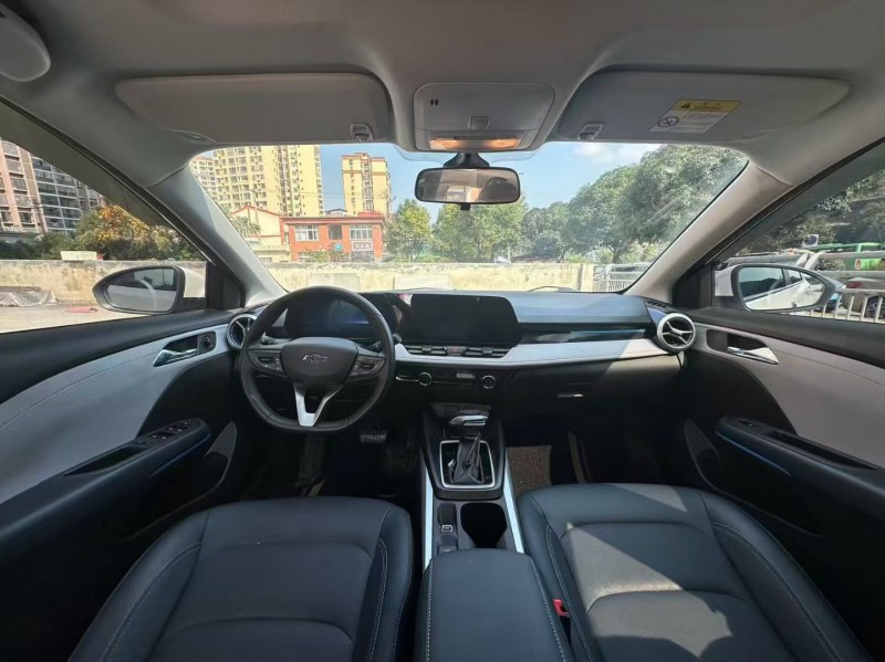 遵义23年雪佛兰科鲁泽5