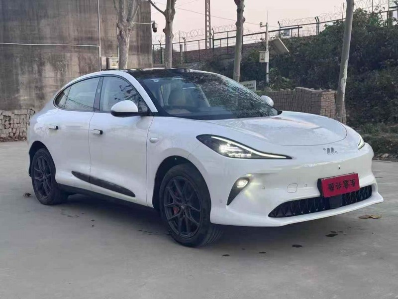 郑州25年智己LS62