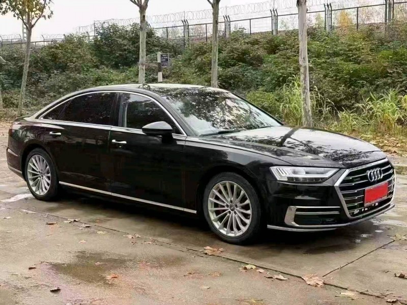 枣庄19年奥迪A8L3