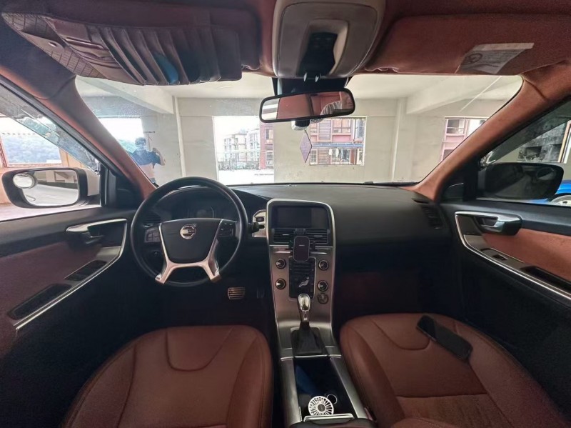 遵义13年沃尔沃XC606