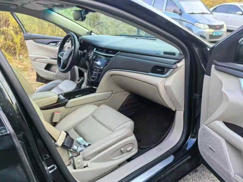 宜昌15年凯迪拉克XTS7