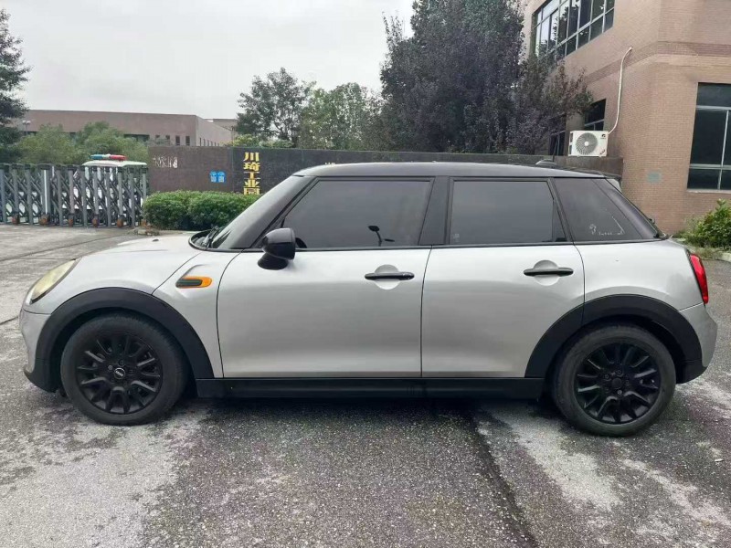 襄阳19年MINICooper8