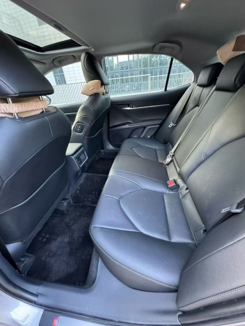 佛山23年丰田凯美瑞6