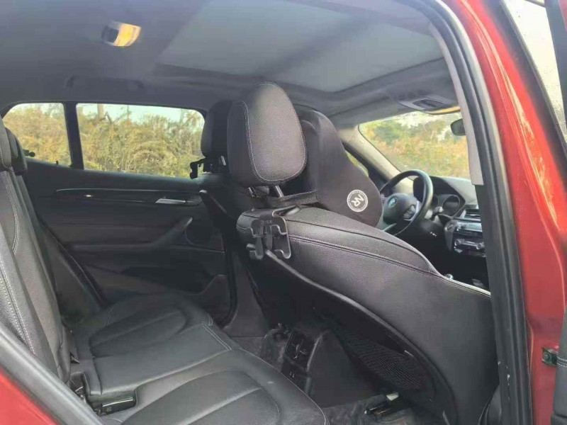 黄石21年宝马X27