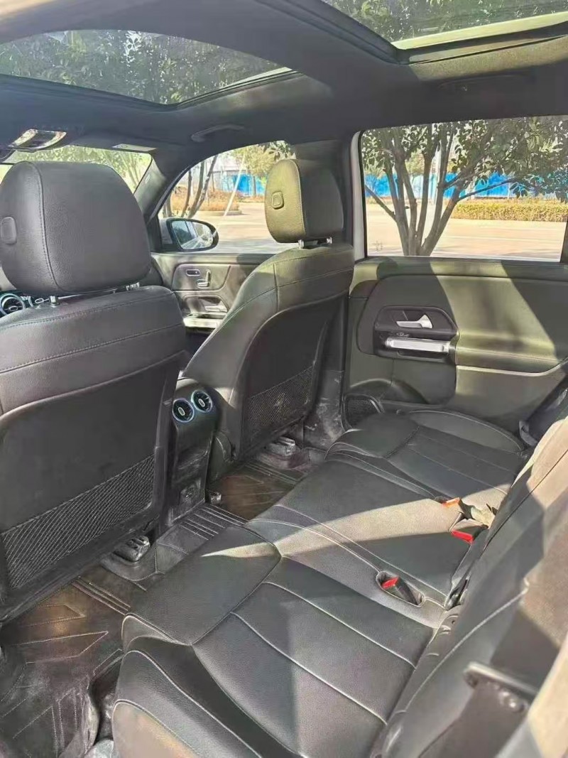 东营21年奔驰GLB7