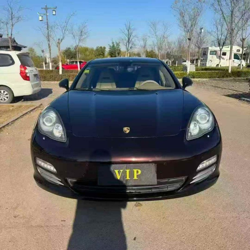 青岛12年保时捷帕拉梅拉1
